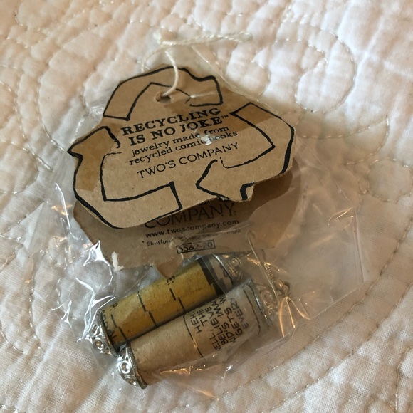 2 pairs of new earrings - Picture 2 of 3